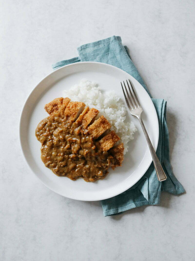 katsu curry avec du riz rond japonica akafuji